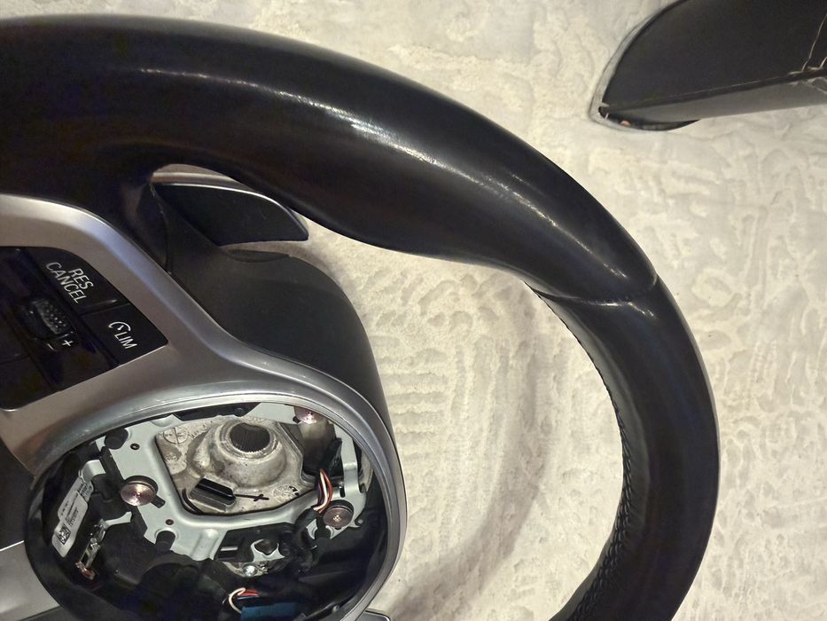 Bmw volan cu vibratir si pedale