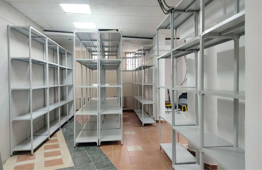 Polkaly stellaj, arxiv tokchasi Акция, метал архивный стеллаж