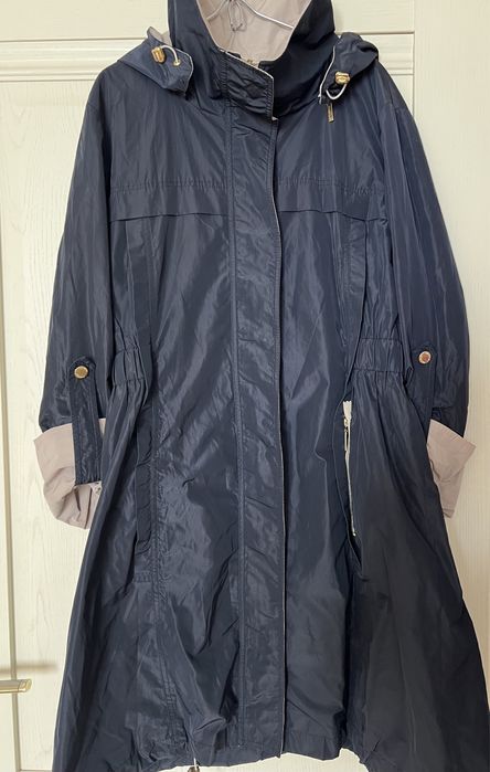 Женский плащ