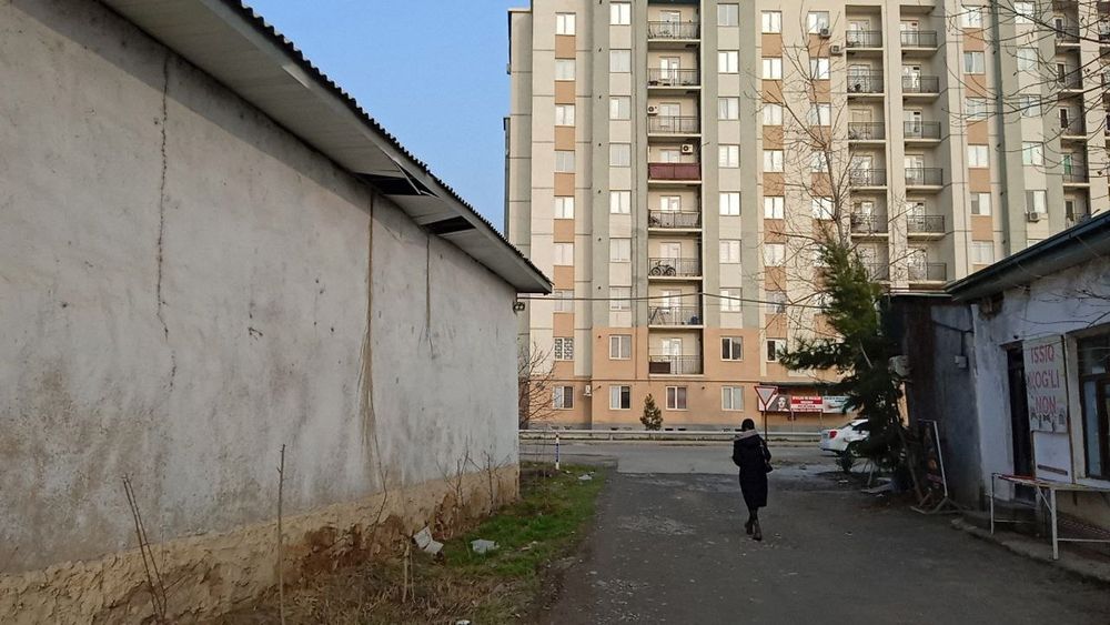 Ҳовли сотилади Олмазор сити