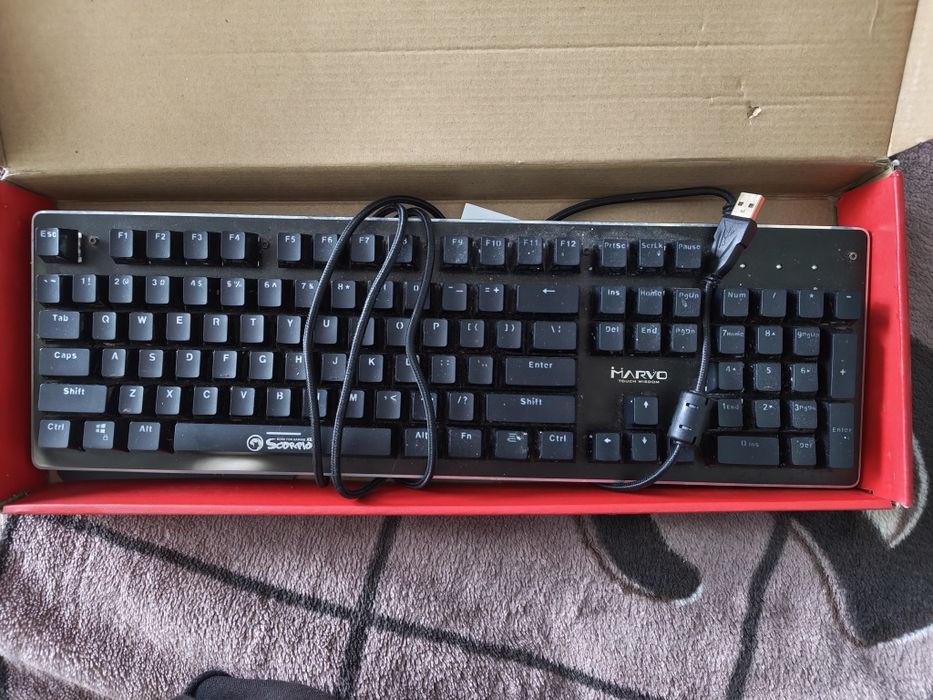 Tastatura mecanica marvo KG935