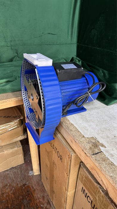 Дробилка для зерна Бизон 1