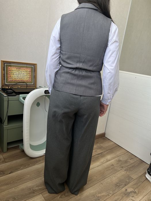Продам школьную форму на девочку