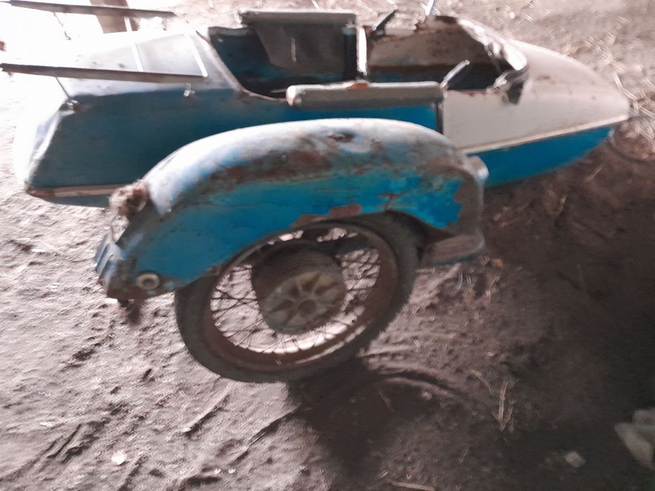 Продам мотоцикл Урал (на запчасти)