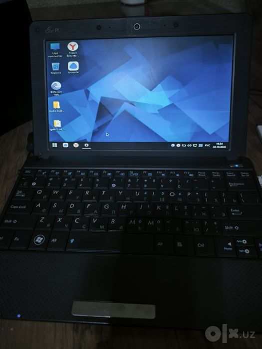 Нетбук ASUS сотилади 120gb  1 gb ram