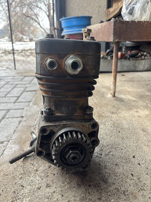 Продам компрессор от камаза
