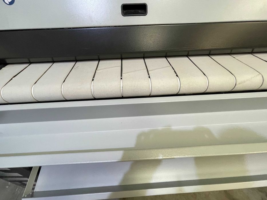 Гладачна машина/Каландър GIRBAU