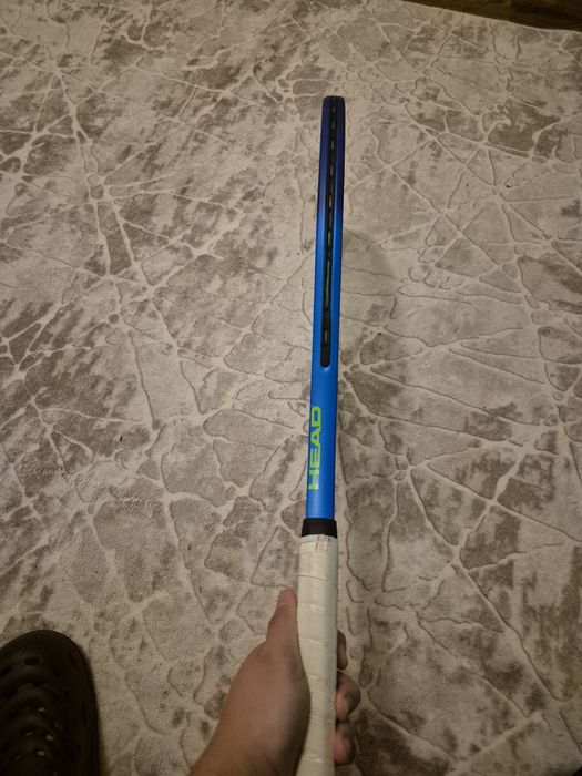 Ракети за тенис на корт