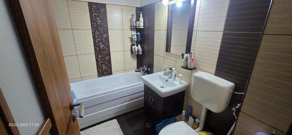 De Vanzare Apartament