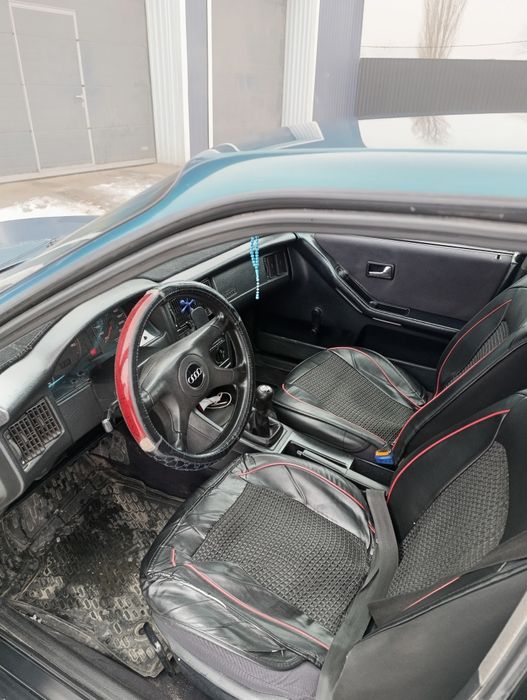 Продам машину Audi 80 В4