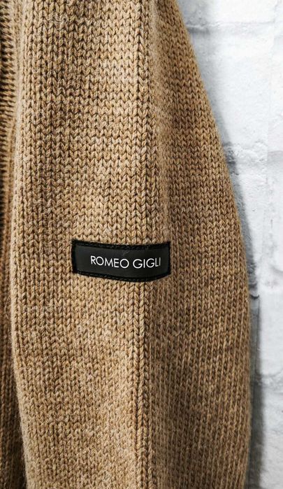 Romeo Gigli Оригинален мъжки пуловер размер М