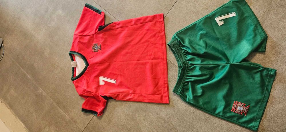 Форма футбольная