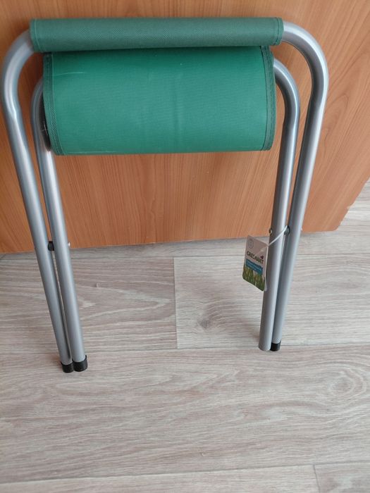 Продам раскладные стулья