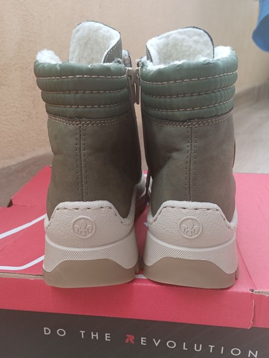 Дамски зимни боти Rieker, 37 номер, естествена кожа.