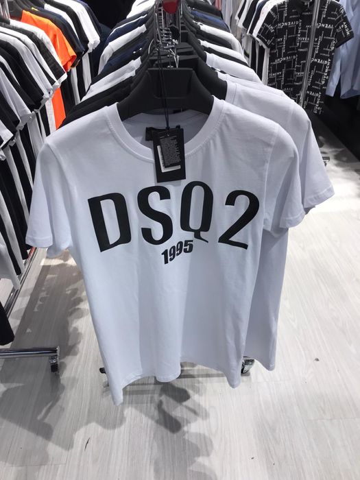 Tricouri Barbati VLTN, DSQ2, Moschino… etc