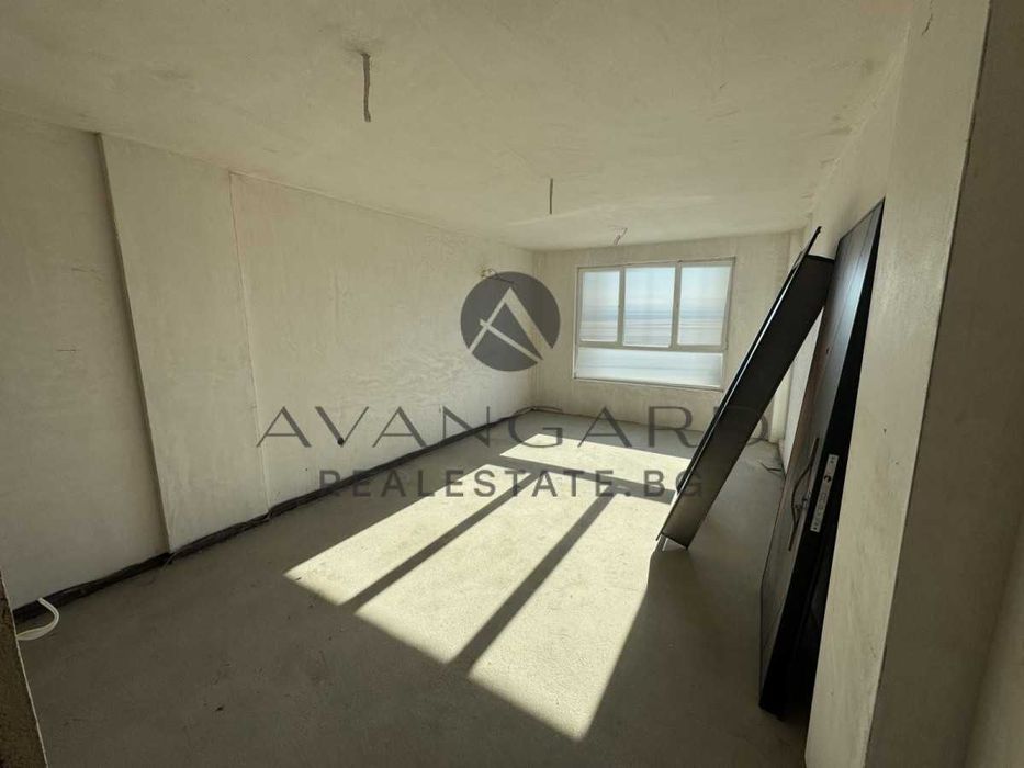 Продава се Двустаен апартамент в Пловдив, Кършияка - 72 кв.м за 714 €/кв.м - Снимка #2