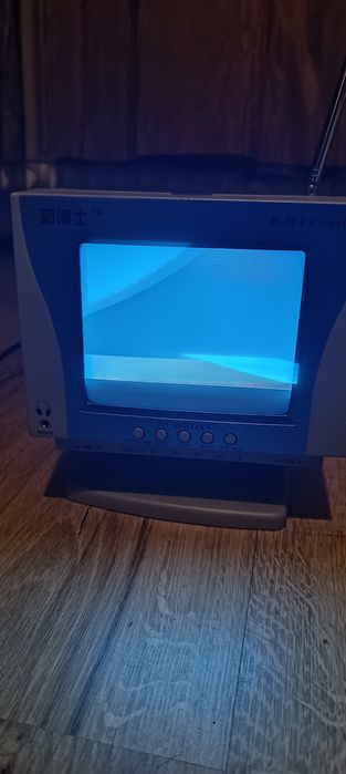 De vanzare mini Tv retro NEWBOSS+ 2 controlere functional