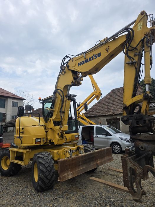 Excavator Komatsu 13.5 tone