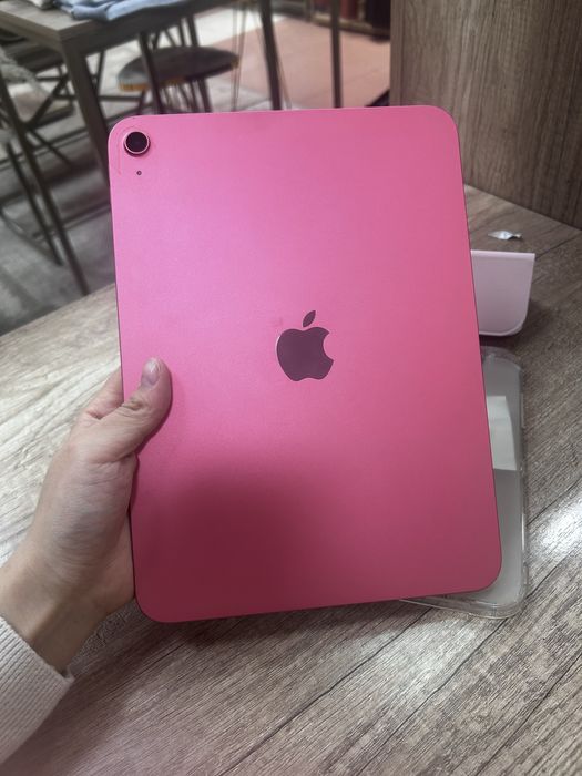 Продам айпад а 16