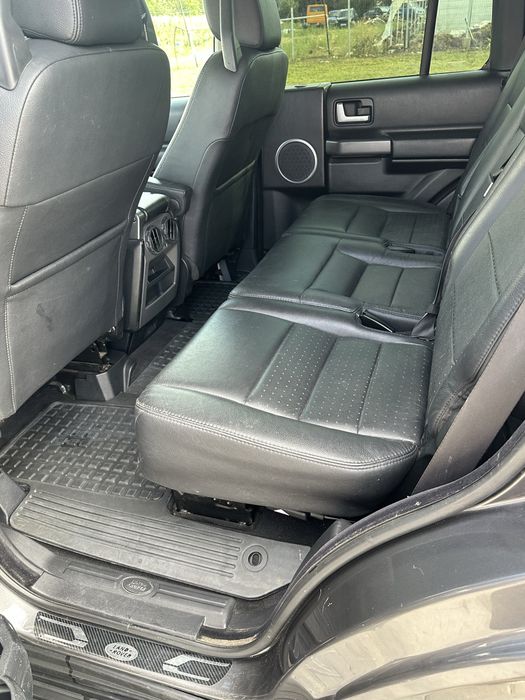 Vând Land Rover Discovery 3