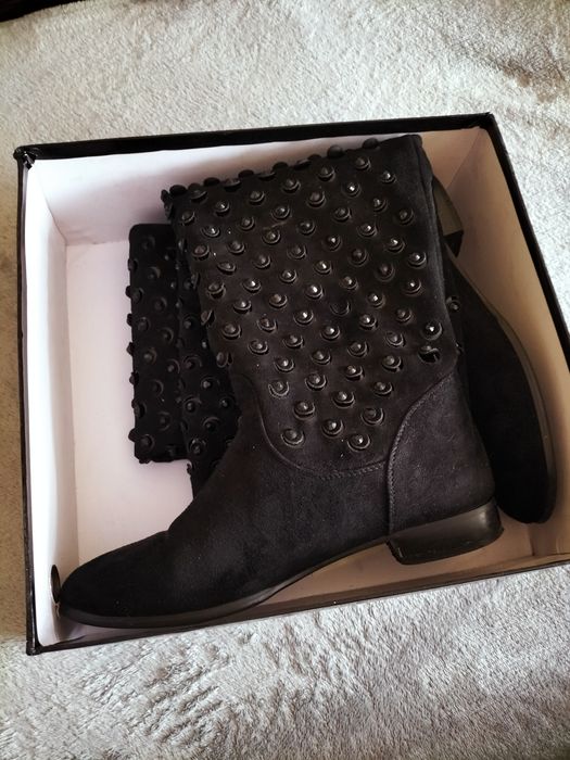 Продам сапоги бренда Sandra Valeri