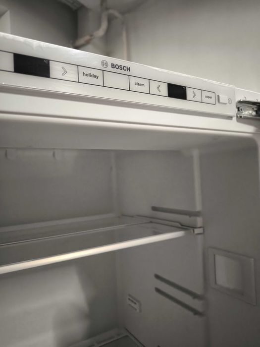 Холодильник встроенный Bosch