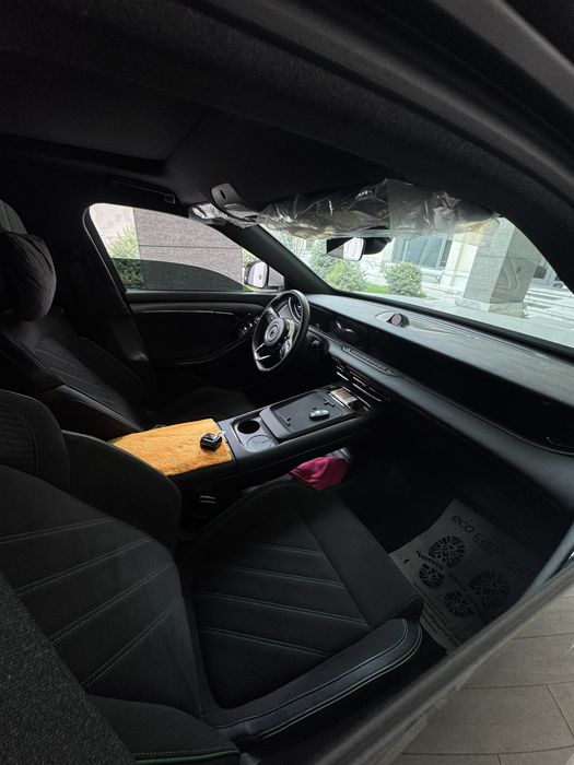 Voyah Free Apollo Tech gibrid