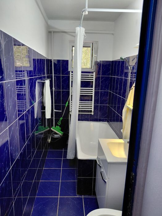 Vand apartament 2 camere et 4