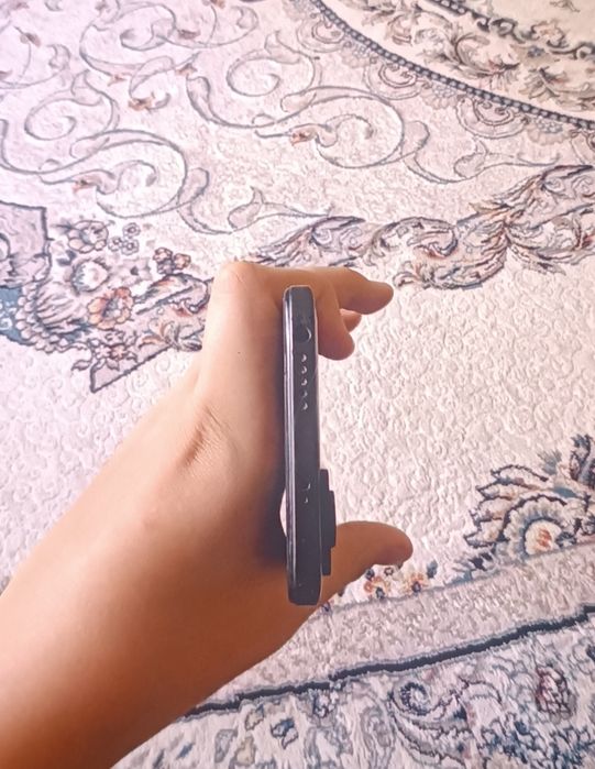 Redmi Note 12 S не вскрывался