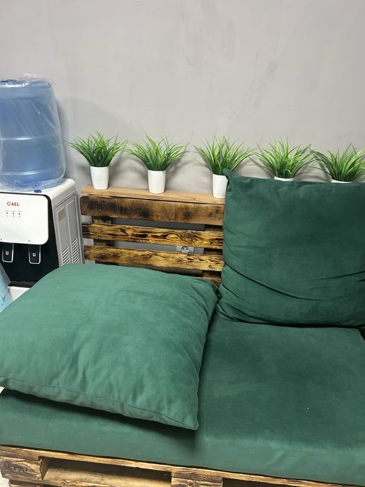 диван. / кресло