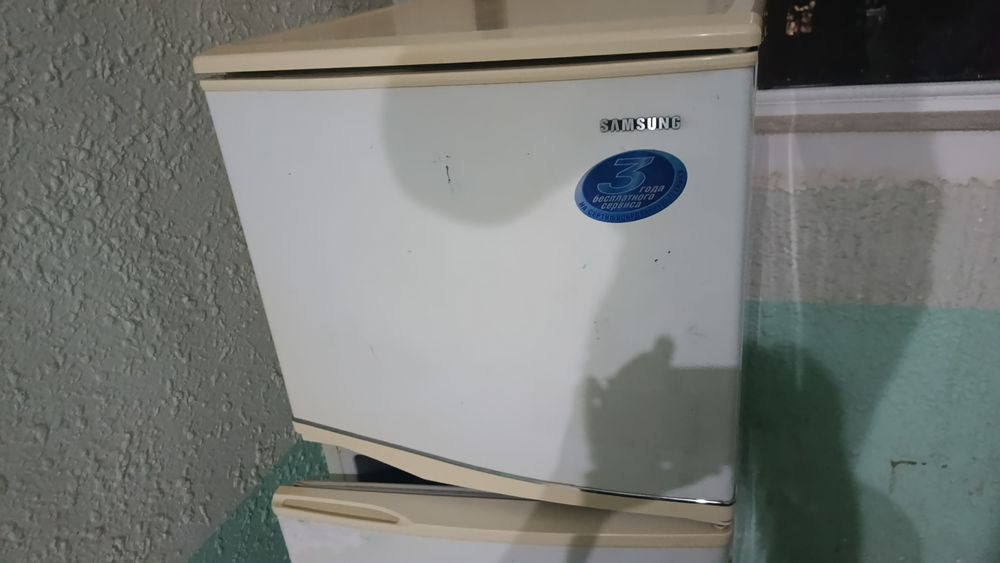 холодильник б/у продаеться