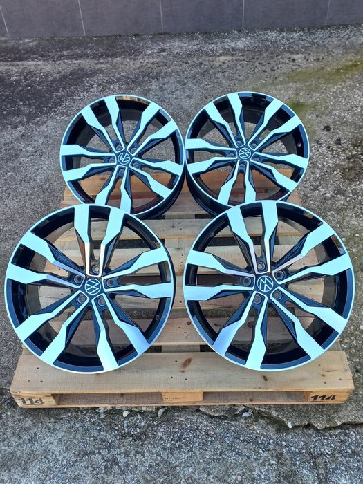 19"Vw Suzuka 8.5ж ет38 Tiguan Touran Passat Jetta T.roc Black Polish Ч
