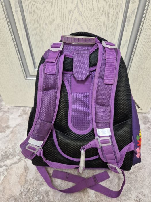 Продается школьный рюкзак