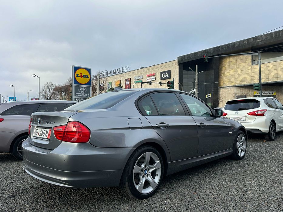 Bmw E90 LCI 320dA 184 Cp 2012 Cutie Automata