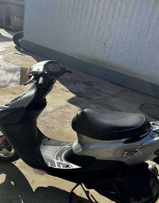 Мопед Honda Dio 35ZX