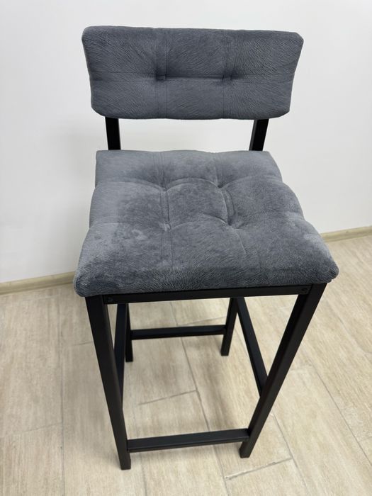 Барный стул, стул для бровиста