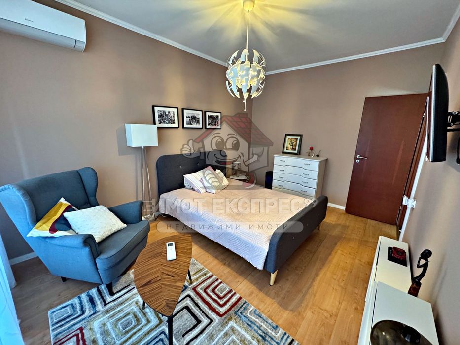Продава се Етаж от къща в Асеновград - 255 кв.м за 981 €/кв.м - Снимка #9