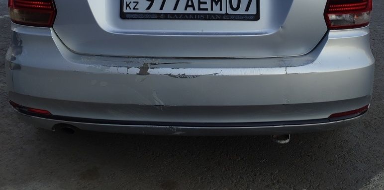 Продам бампер Volkswagen Polo