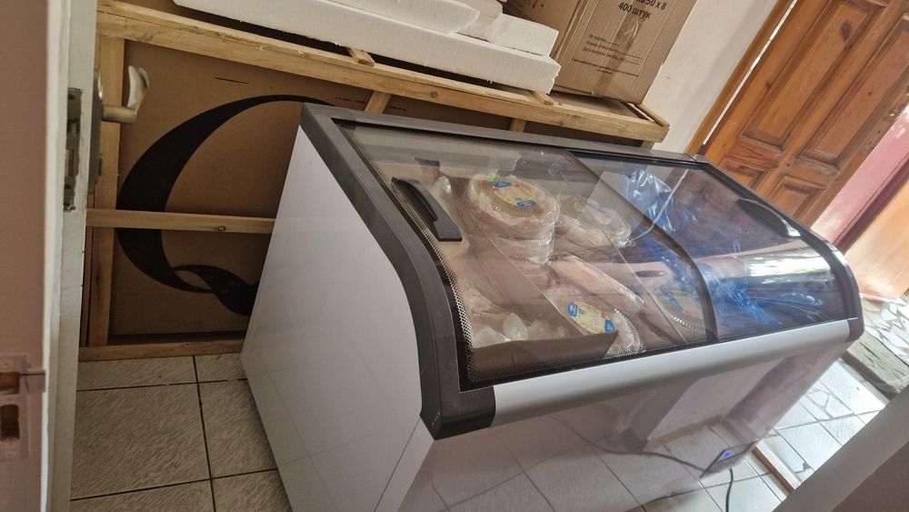 Витринная морозильная ларь