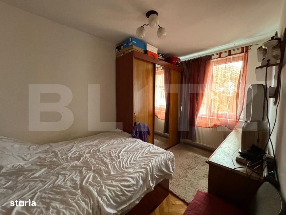 Apartament de vanzare, cu 3 camere decomandat, 61 mp, zona Progresul