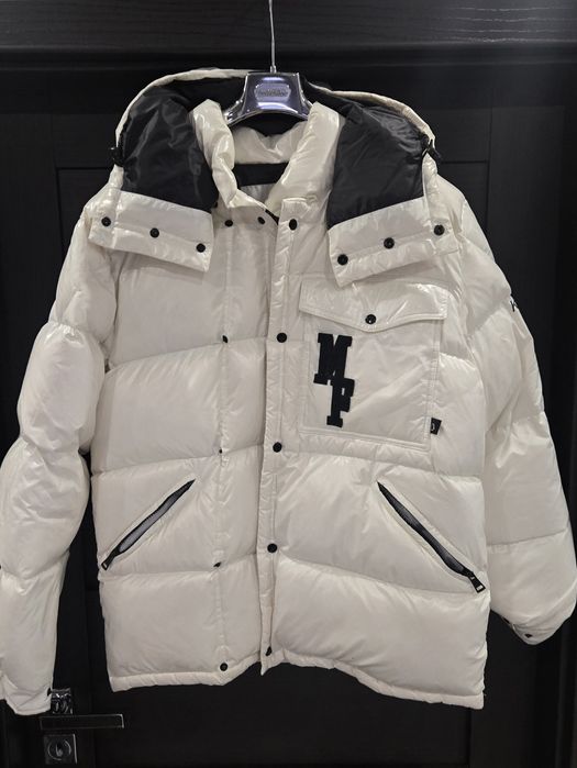 Moncler оригинално яке
