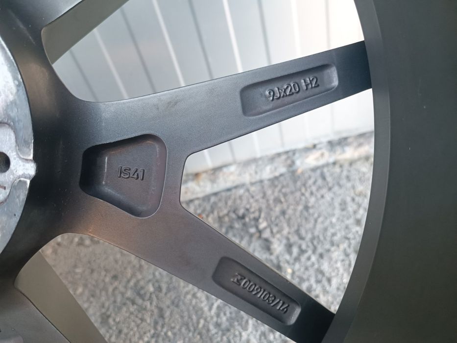 Джанти, Гуми, BMW 20 цола, Мишлен Пилот
