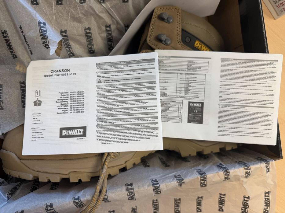Работни обувки Dewalt Cranson Safety Boot - Stone