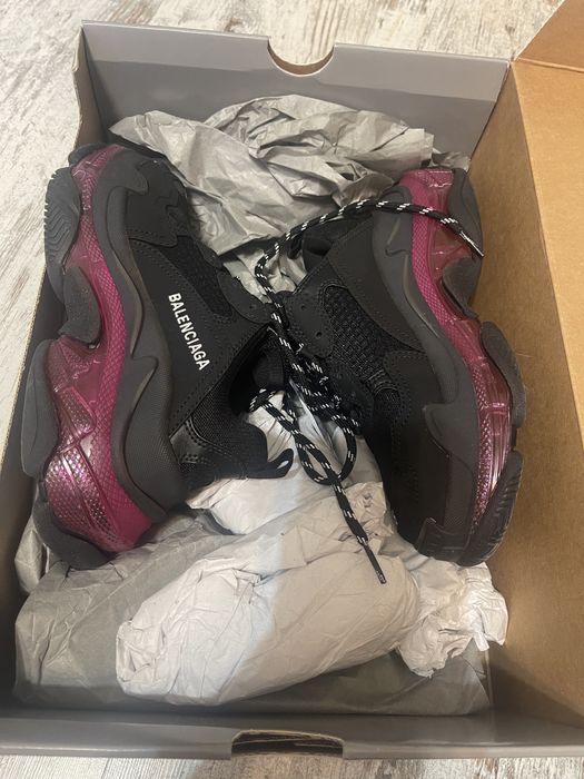 Vand Balensiaga originali  marime 36