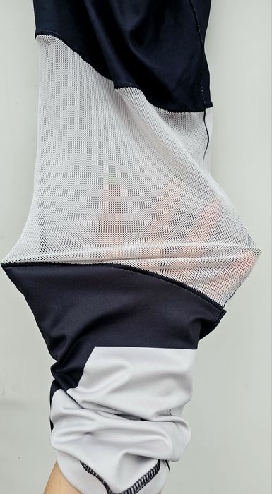 Adidas оригинален дамски клин Л размер