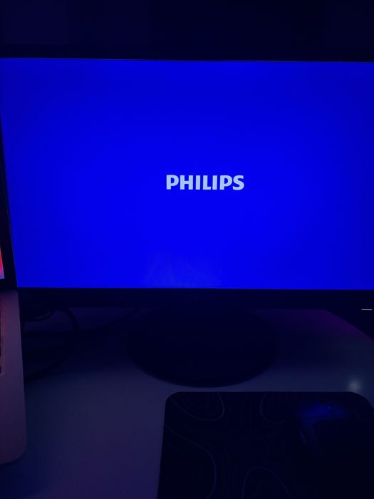 Монитор Philips 22 инча