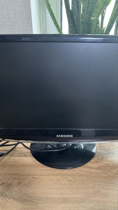 Монитор samsung 50 см