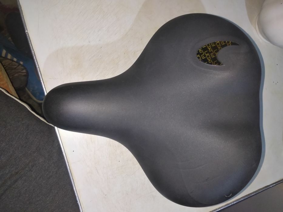 Седло сиденье для велосипеда