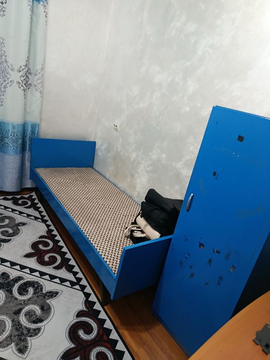 Кровать и тумба и шкаф