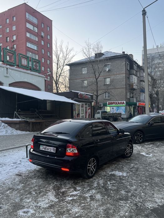 продам lada priora